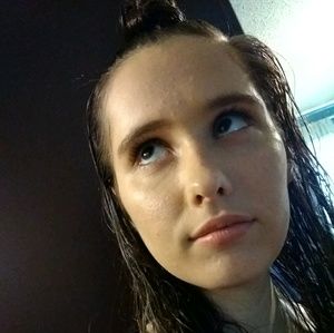 Meet your Posher, Dekotah